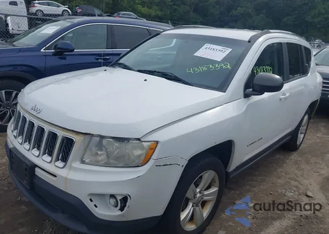 2012 Jeep Compass Latitude из США, поврежденный, VIN 1C4NJCEB8CD616637